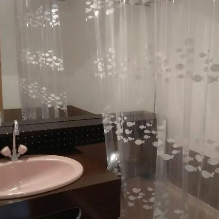 Confortable Pour 4 Personnes Avec Balcon A Piau-engaly - Fr-1-457-226 *